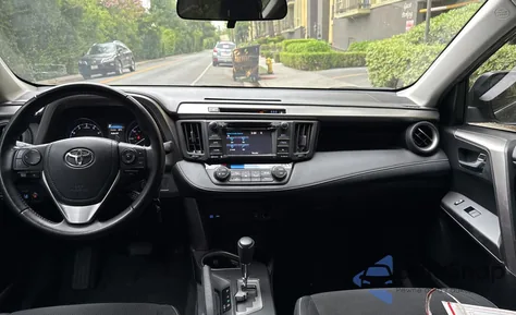 2017 Toyota Rav4 Xle from USA, damaged, VIN JTMWFREV4HD100009